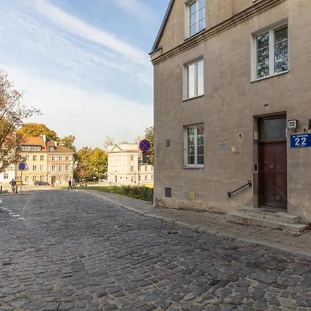 Brzozowa Old Town Square By Bookinghost Warschau